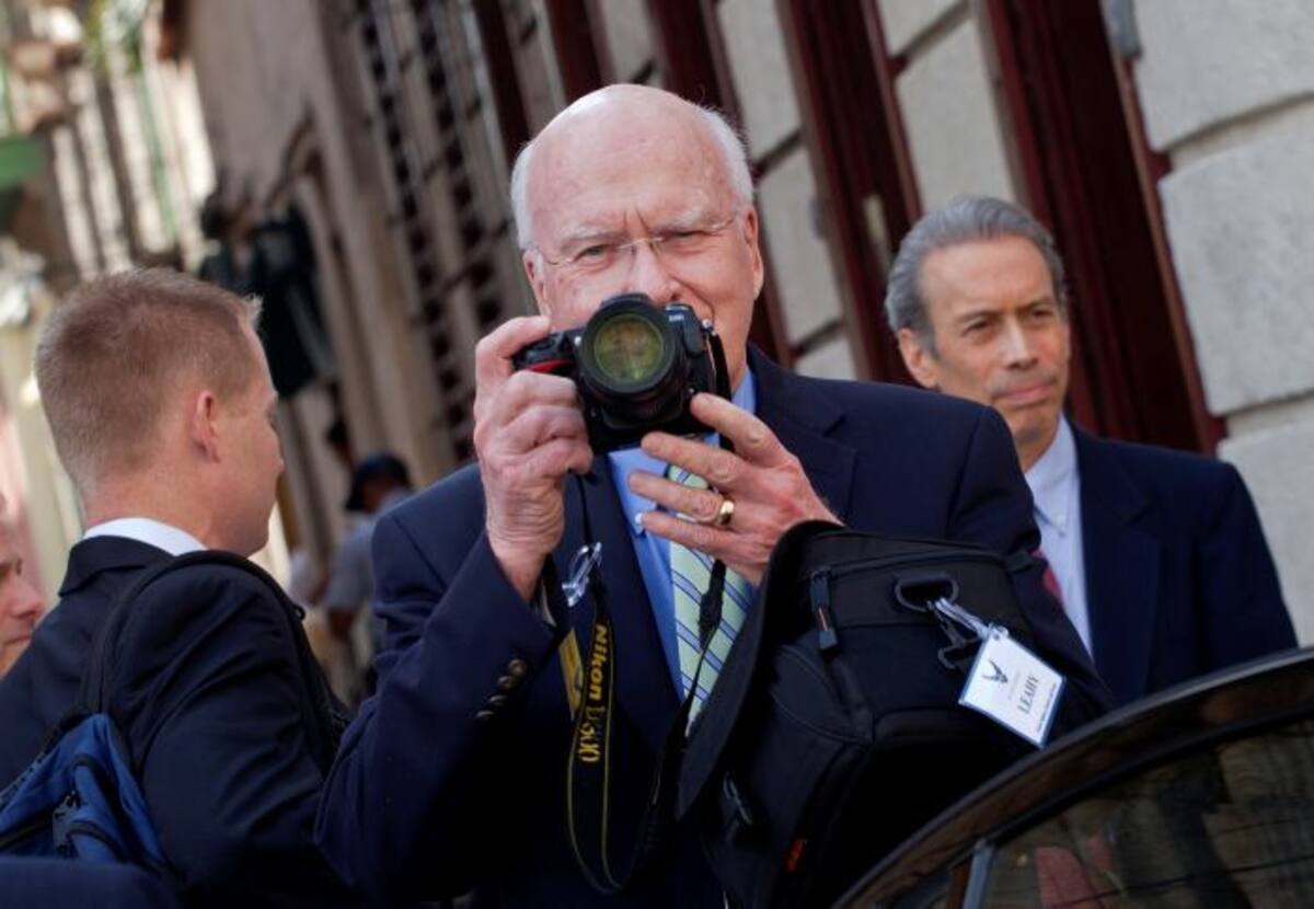 El senador Patrick Leahy encabezó la delegación de legisladores que se reunió con funcionarios del gobierno cubano en La Habana. AP Ramon Espinosa