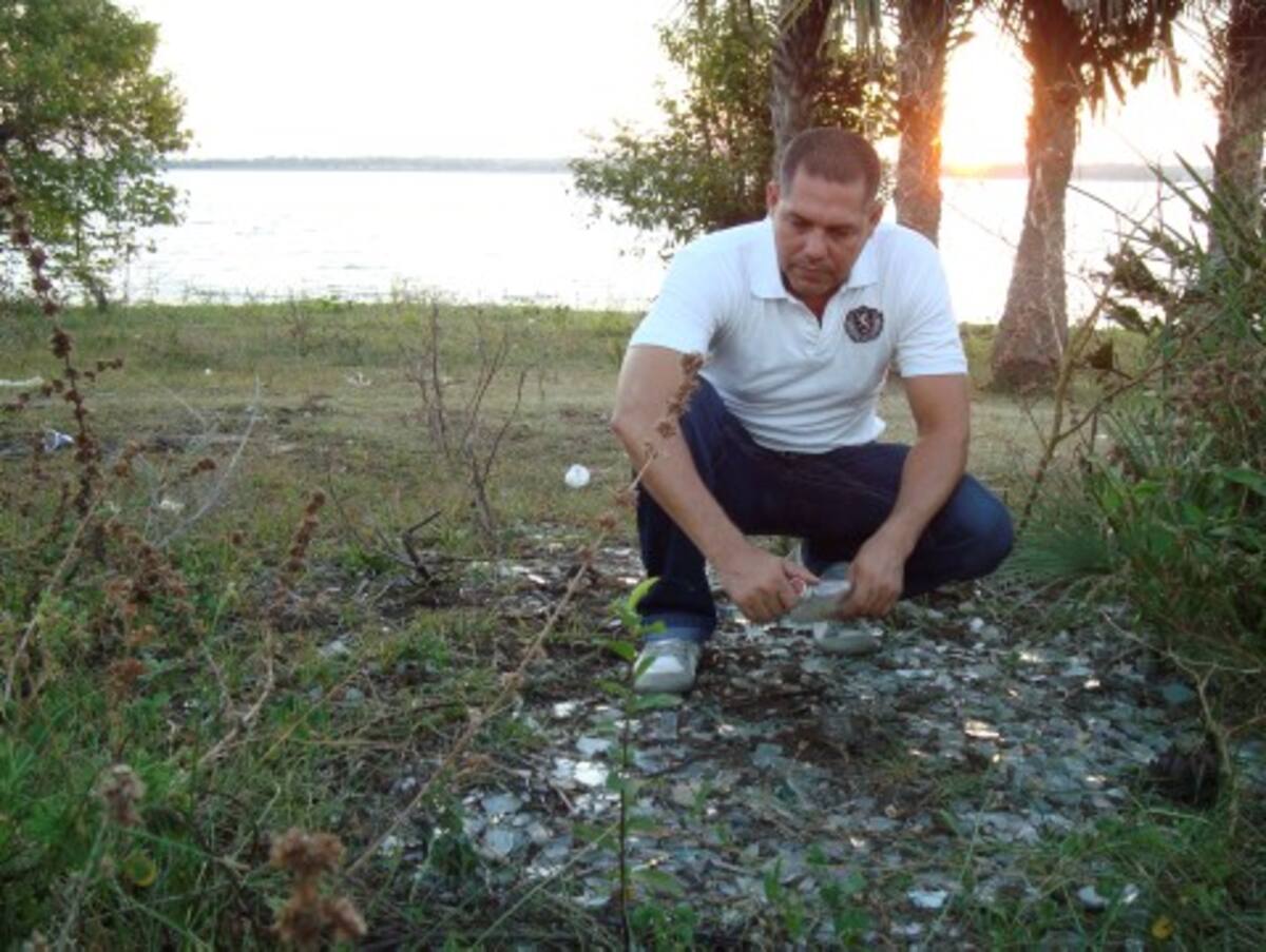 Eduardo Butrón, escultor de los desechos.