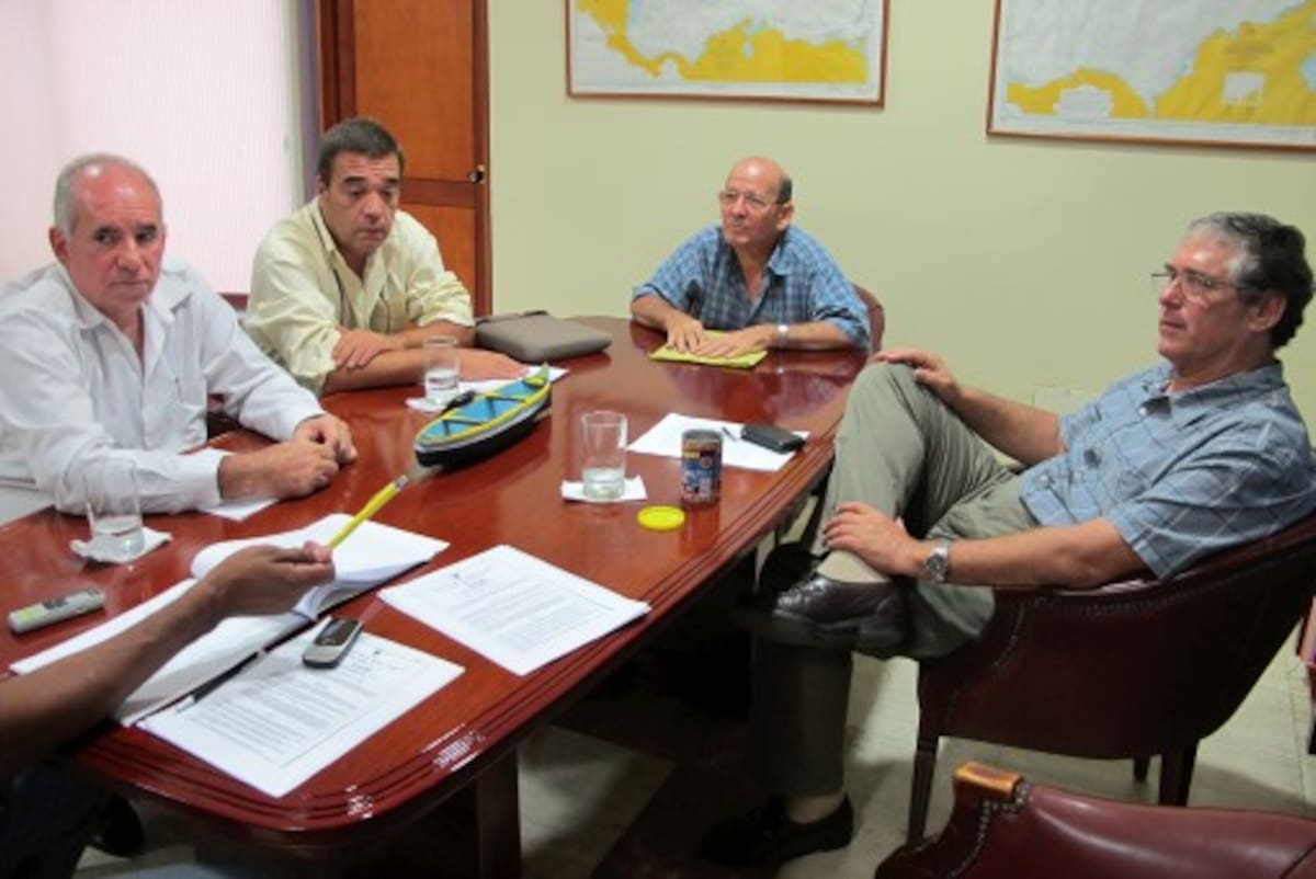 Durante su visita a El Universal, los ganaderos Michel Barbur, Pedro Maal (exportador), Roberto García Méndez y Horacio Del Castillo. PEDRO LUIS MOGOLLÓN - EL UNIVERSAL