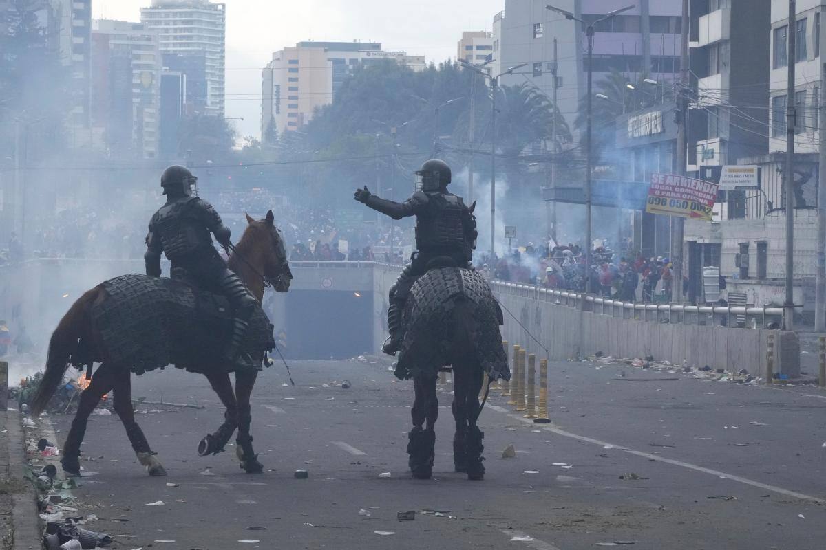 Piden la renuncia del presidente de Ecuador, Guillermo Lasso