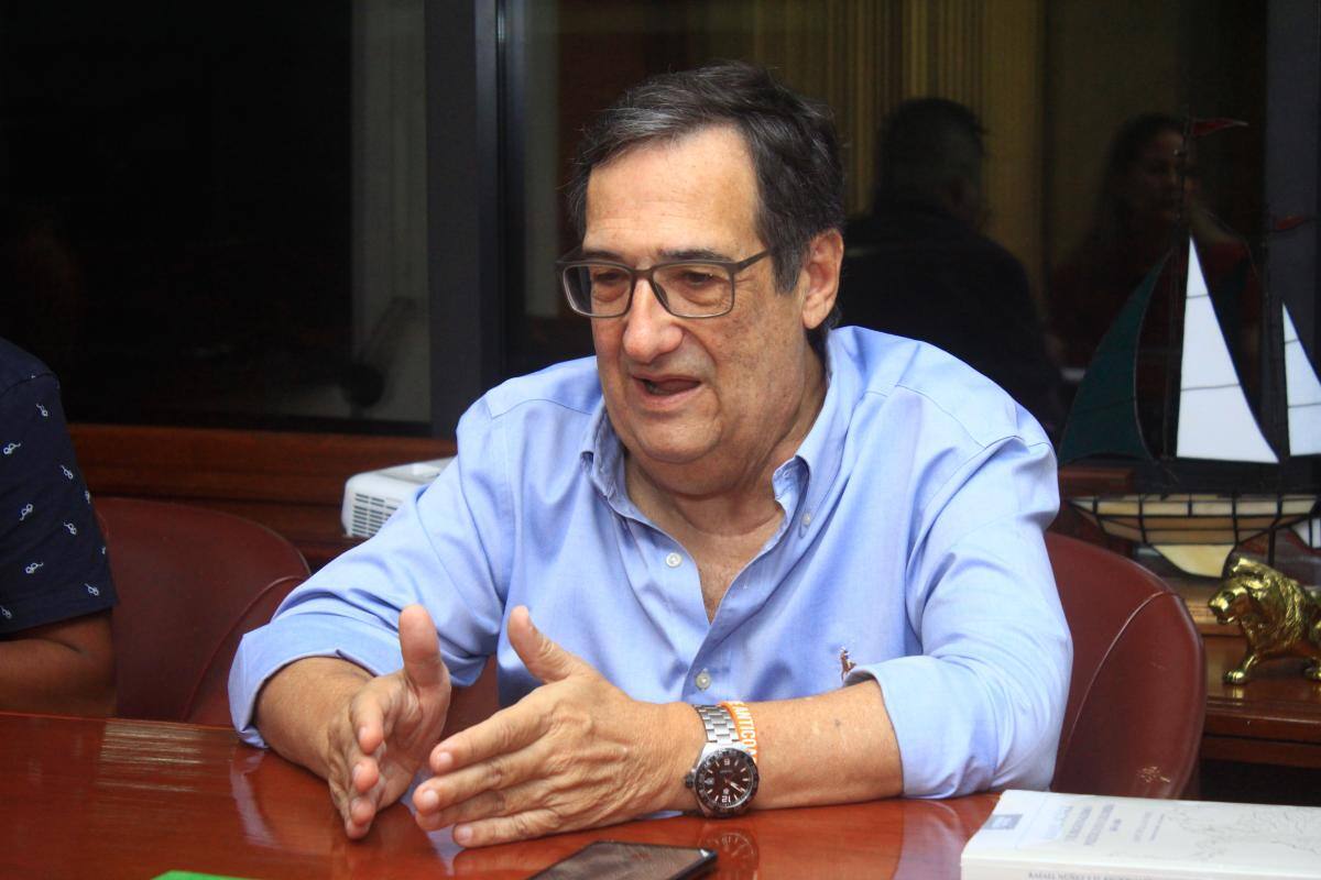 Importante biografía política de Rafael Núñez es traducida al español