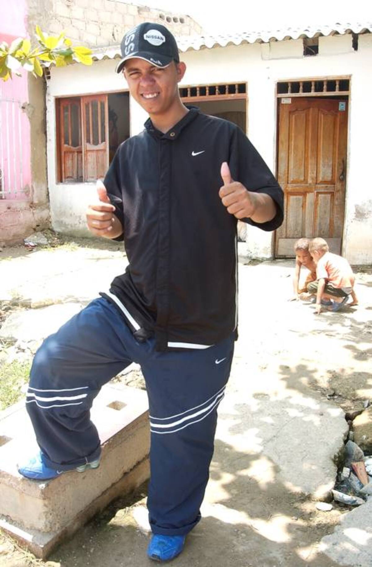 El Sayayín empezó a cantar champeta a los 14 años de edad. Sus interpretaciones han enriquecido este género musical propio de Cartagena. En esta ciudad, Sayayín vivió en el sector El Tancón de Olaya, pero hace tres años estaba radicado en el barrio Argelia, de Sincelejo. ARCHIVO