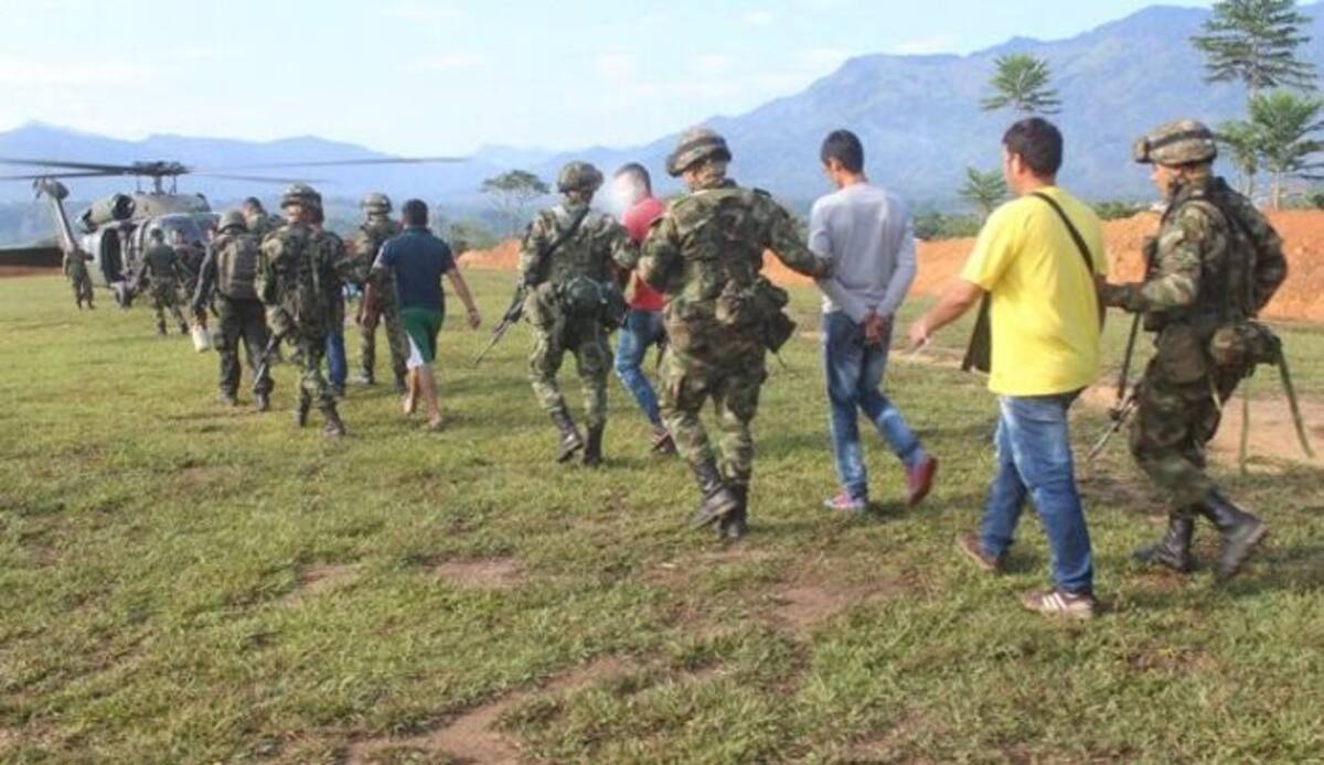 Entre los detenidos está ‘Vladimir’, responsable de las intimidaciones a los habitantes y acciones delictivas cometidas en las veredas Manzanares, Motilandia, Tarra Sur, Santa Clara y Monterrey. //Colprensa.