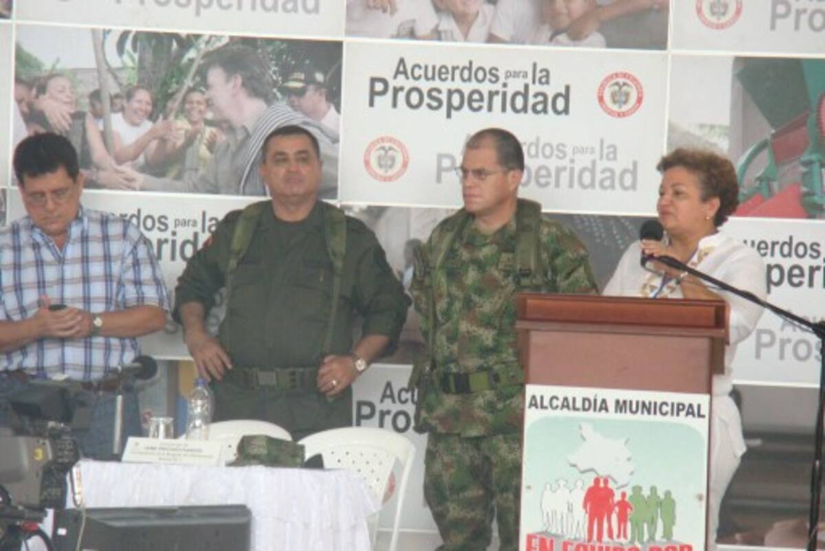 La gobernadora Marta Sáenz le pidió al presidente Juan Manuel Santos apoyo para superar la parálisis del plan de agua.