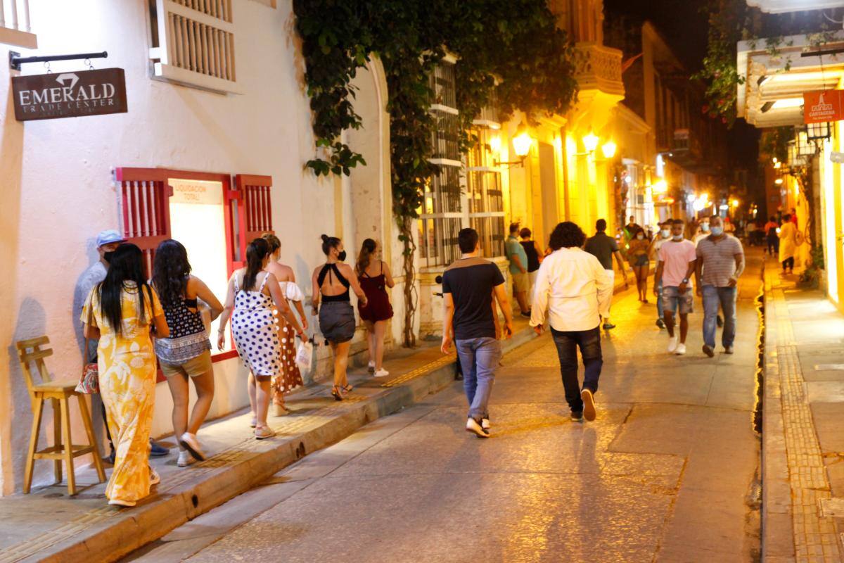 “Sálvese quien pueda”: Mesa de la Salud sobre nuevas medidas de COVID