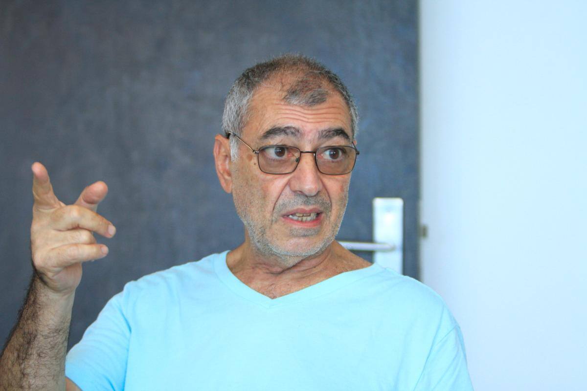 William Dau denuncia “acoso” de veedor