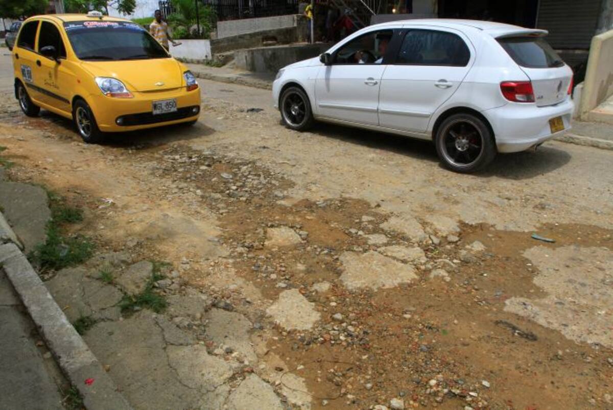 La calle Benjamín Herrera es la más deteriorada de todas. Julio Castaño