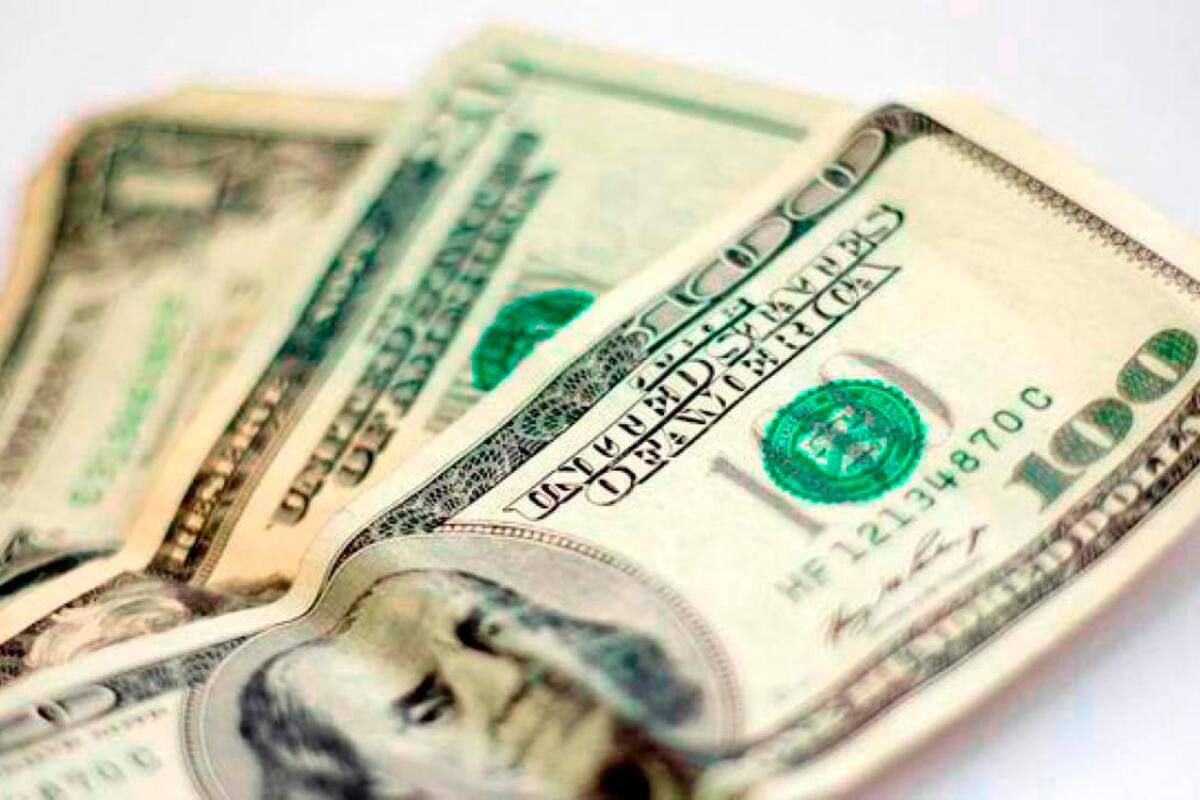 El dólar abrió este lunes por encima de los $4.100
