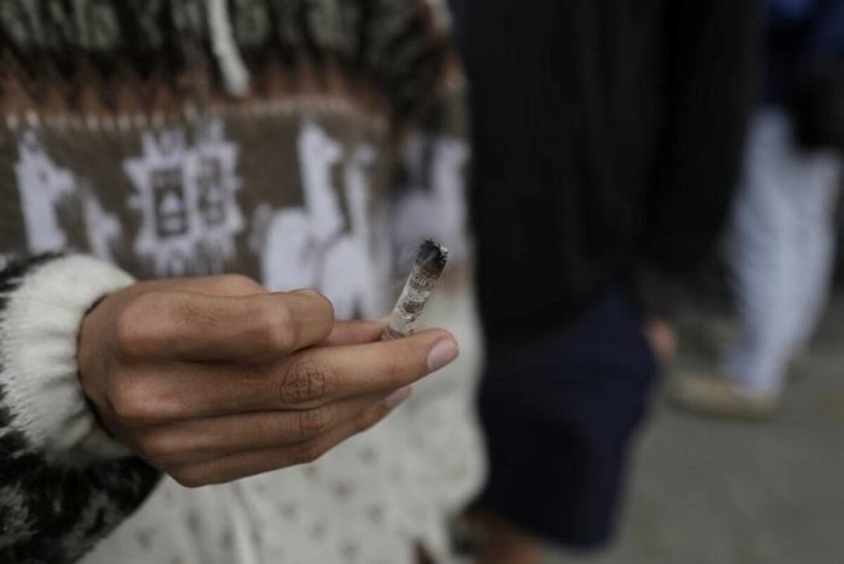 En el decreto se explica que los uniformados tendrán la potestad de decomisar cualquier dosis de sustancias como marihuana y cocaína, además de hongos alucinógenos y todo tipo de estupefacientes. Colprensa