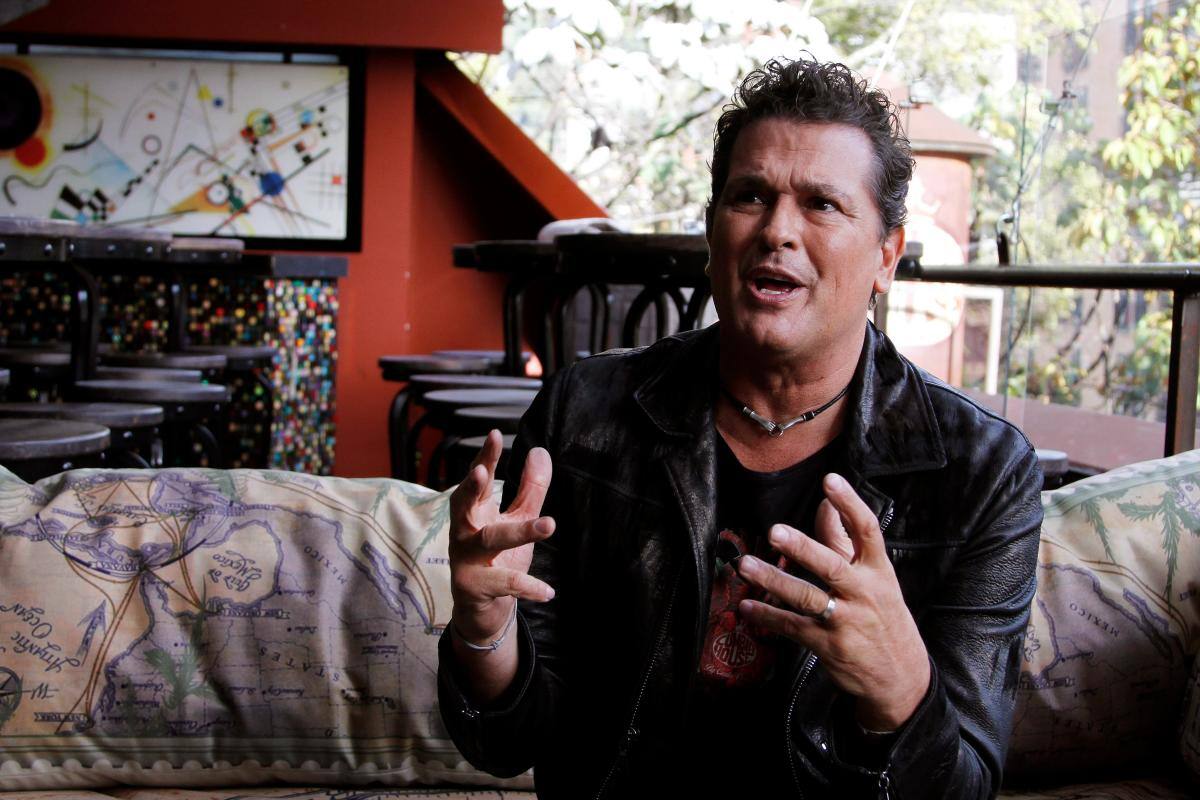 Carlos Vives envía mensaje de aliento a Adolfo Pacheco, grave tras accidente