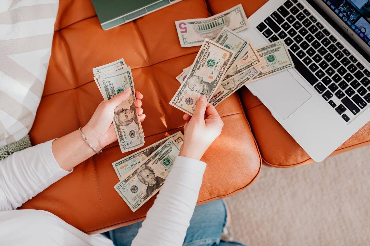 Así abrió el dólar este jueves 9 de marzo en Colombia