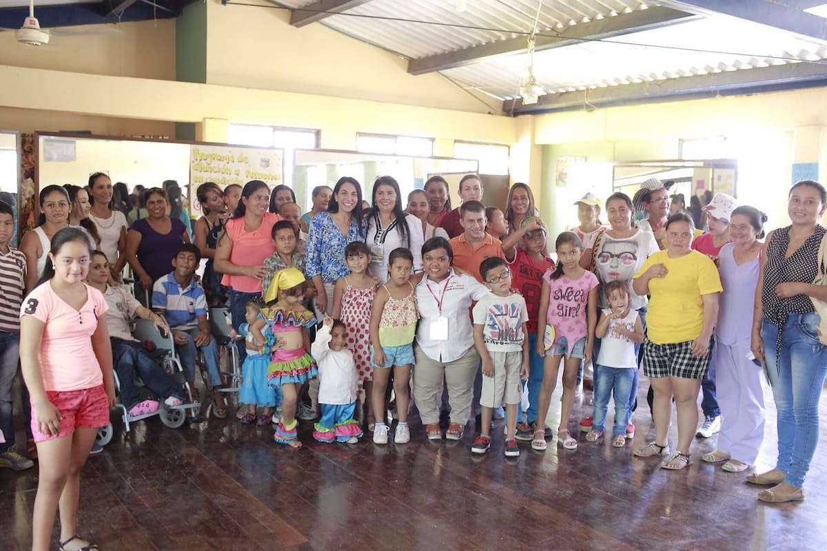 Visita al Centro de Desarrollo Infantil. Gobernación de Bolívar.