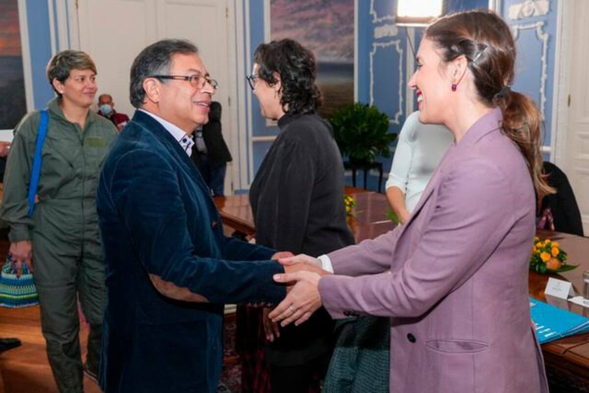 ¿De qué habló el presidente Petro con la ministra de la Igualdad de España?