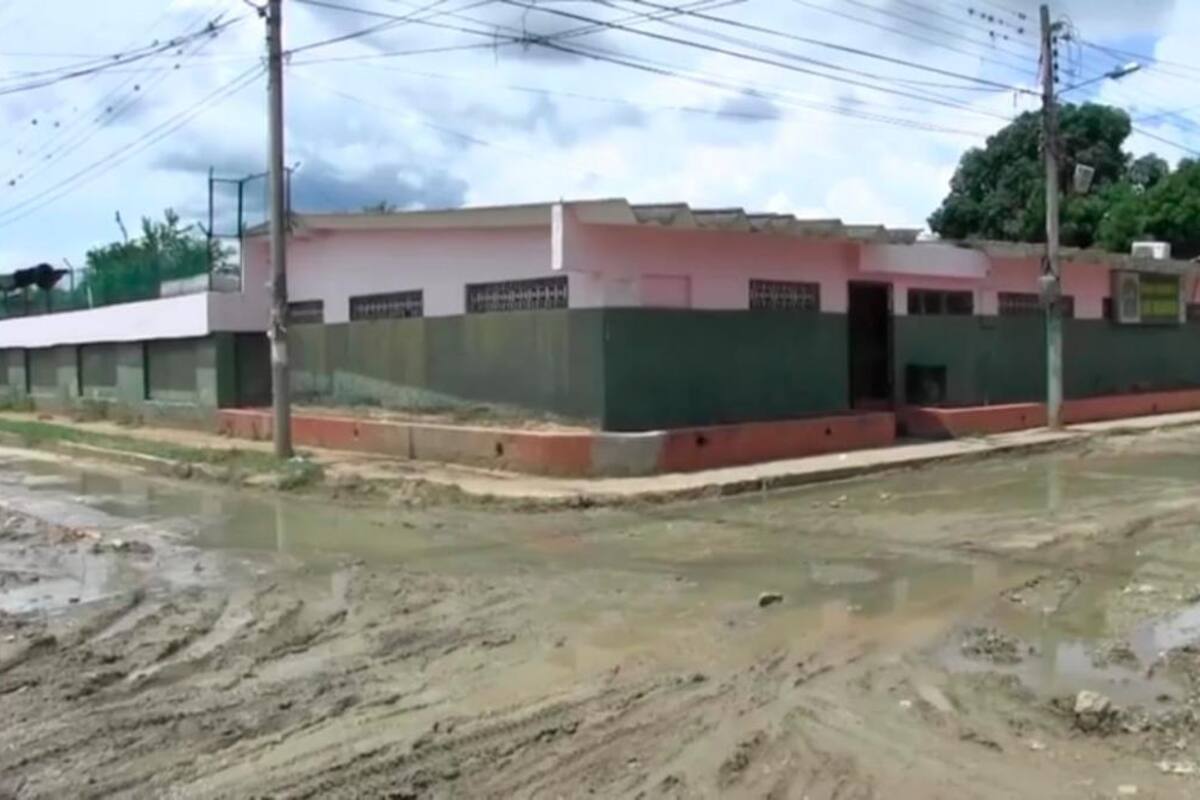 Habitantes de El Carmen piden arreglar algunas calles