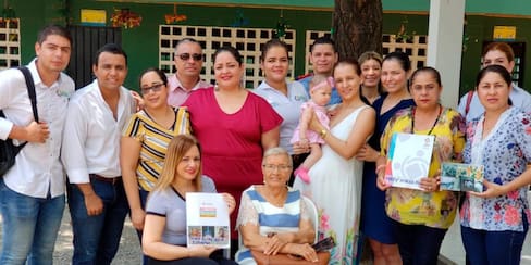 Desmovilizados del Bloque Córdoba reparan a 8 de sus víctimas