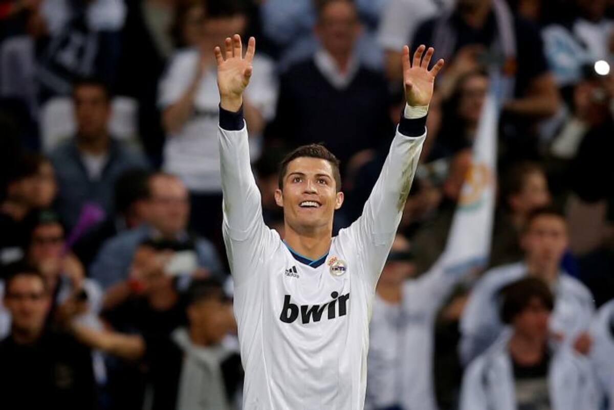 El Real Madrid superó 4-3 al Valladolid, con dos goles de Cristiano Ronaldo, en la fecha 34 de la Liga BBVA. AP
