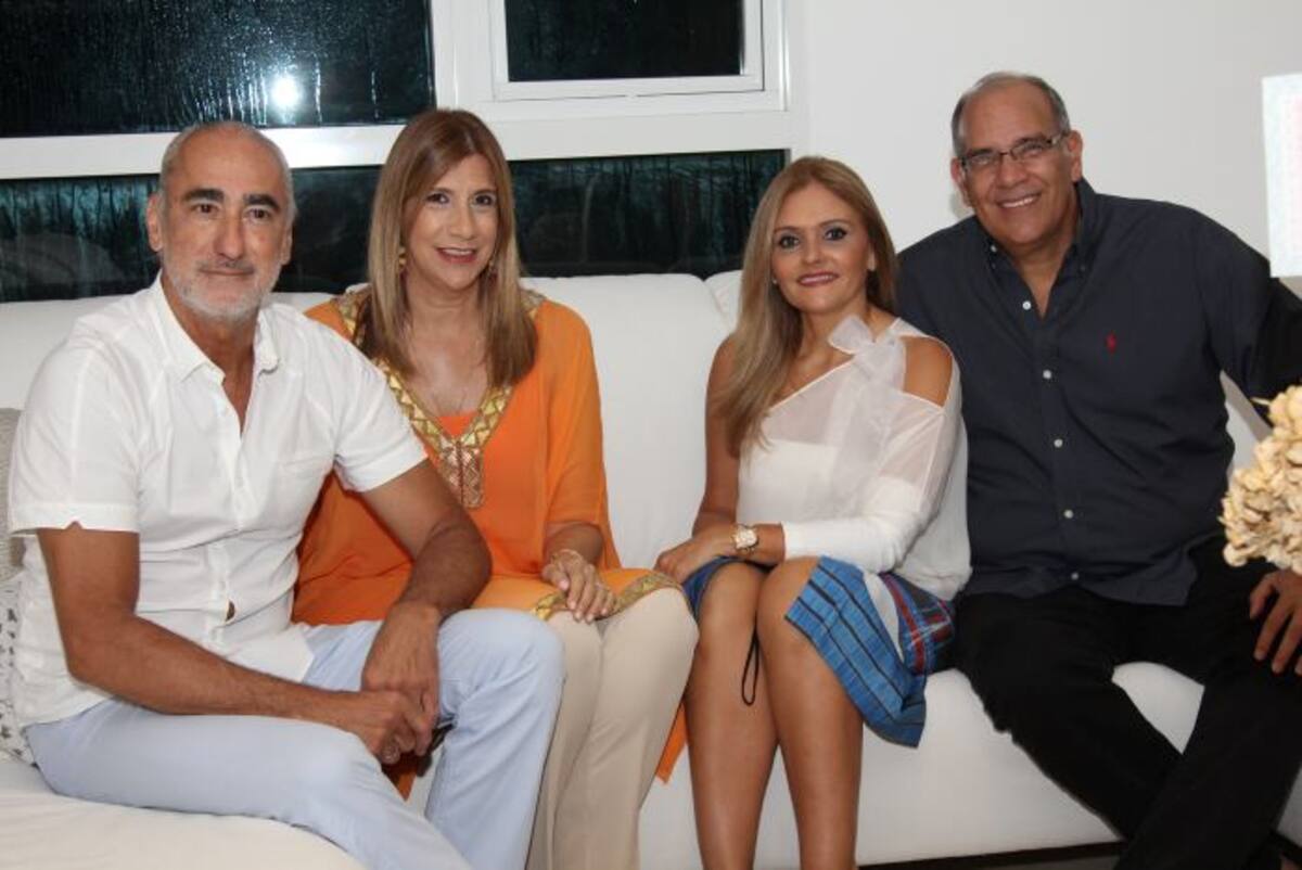 Javier Bajaire, Icha Castillo de Bajaire, Violet Saad de Castillo y Jorge Castillo. KAILLINE GIRALDO
