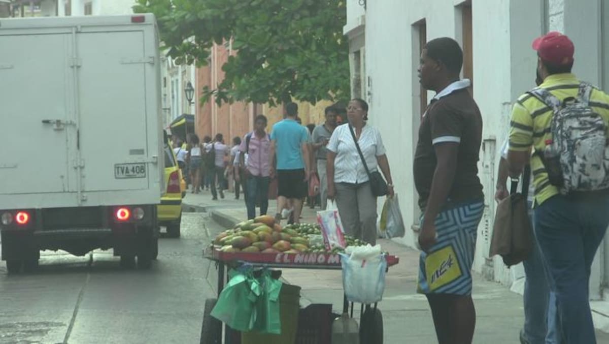 Carretas sin control por las calles del Centro Histórico. Santiago Preciado -eluniversal.com.co