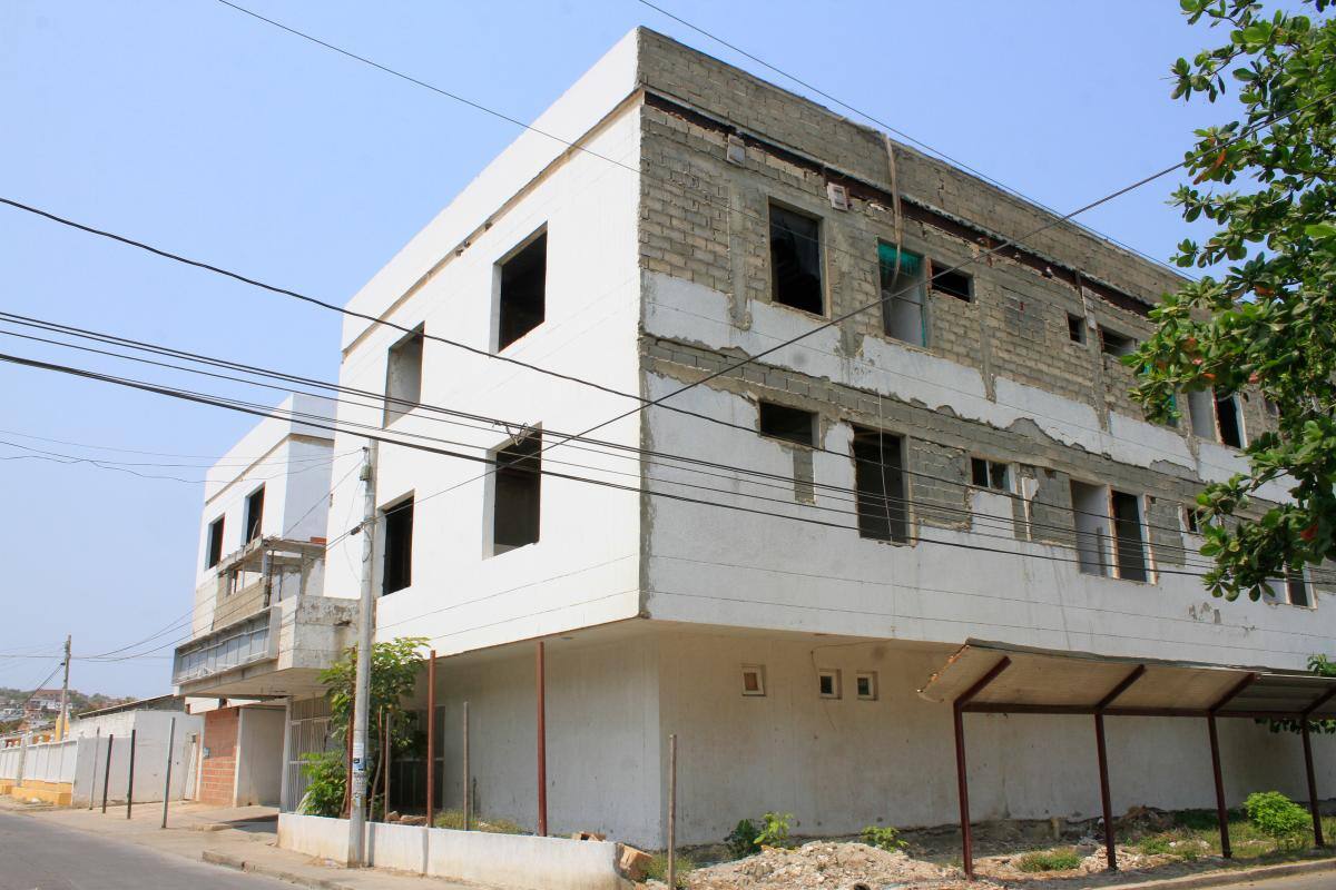 Proponen abrir 2 hospitales para pacientes con COVID-19