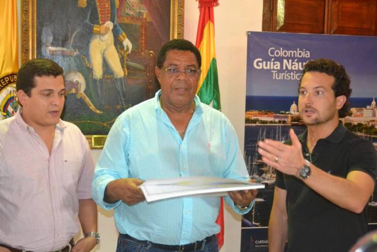 Irvin Pérez, director de Planeación del Corporación Turismo Cartagena de Indias; Campo Elías Terán, alcalde de Cartagena, y Luis Ernesto Araújo, presidente de Corpoturimo.
