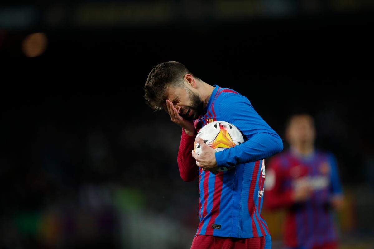 Video: la caída de Gerard Piqué en un evento en México