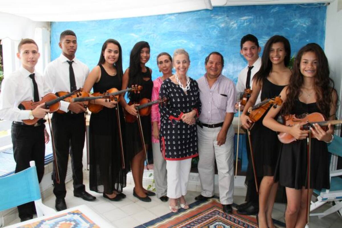 Blas Thorrens, Lenin Martínez, Kris Hernández, Daniela Castro, María del Rosario Piñeros, Evelia González Porto, José Gregorio Quintero, Sebastián Rincón, Gabriela Durán y Greisy Londoño. Zenia Valdelamar-El Universal