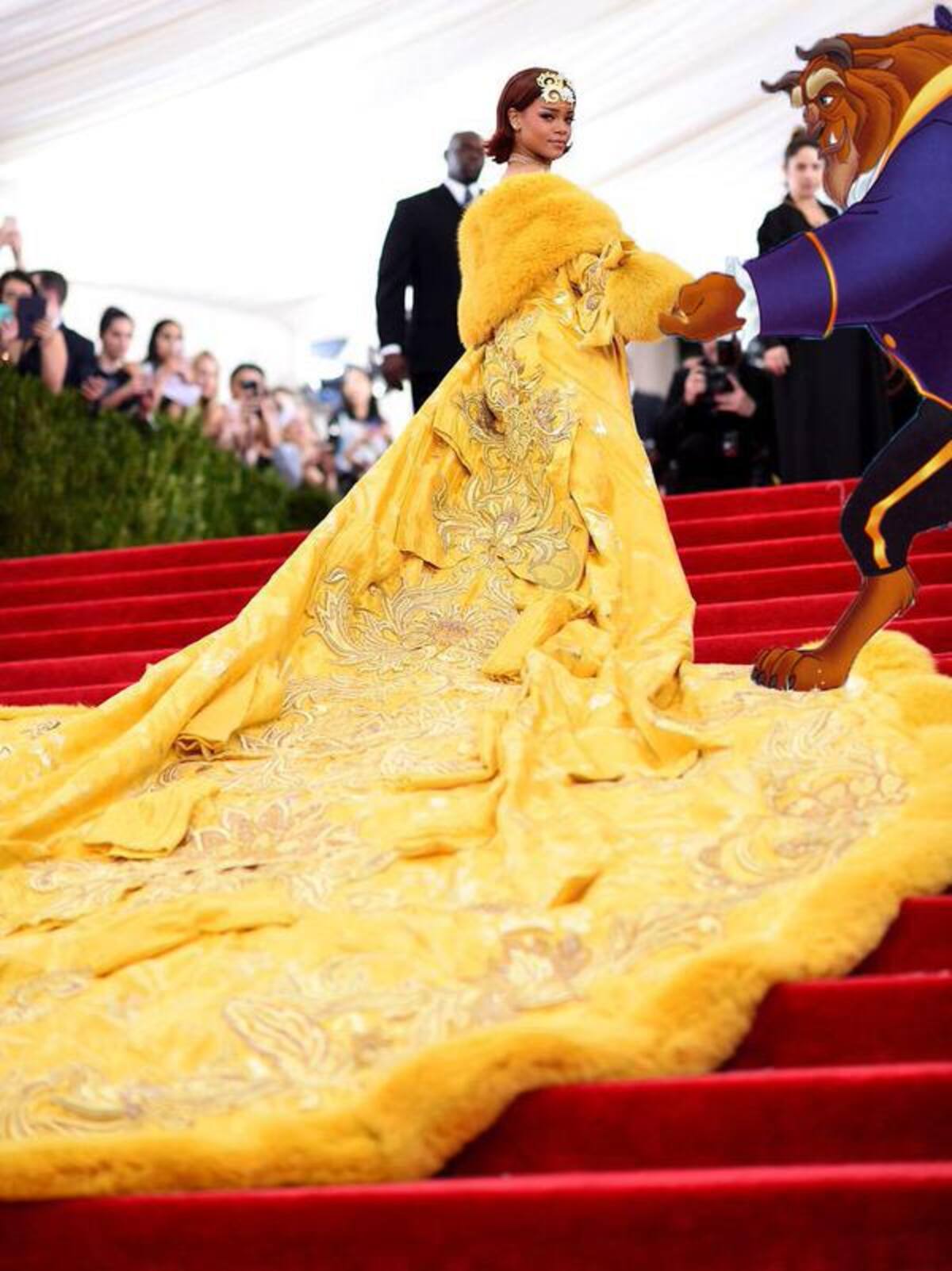 Memes del vestido de Rihanna.