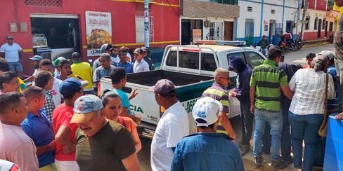 Un muerto y dos heridos deja accidente de tránsito en El Carmen
