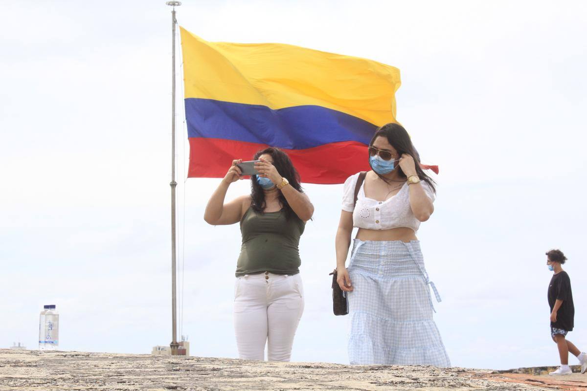 ¡Sin tapabocas! Ciudades con 70% de vacunación podrán dejar de usarlo