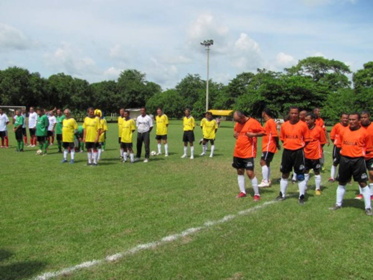 Con la participación de varios equipos fue inaugurado el Torneo de Minifútbol, Corporación Deportiva Nuevo Milenio de Montería.