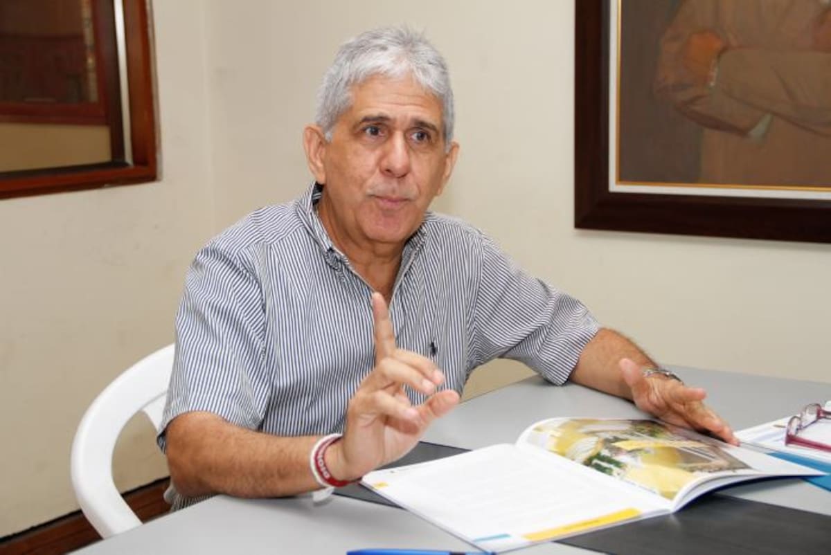 Carlos Coronado, secretario general del Distrito. Archivo.