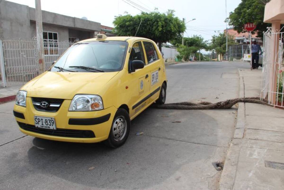 Los moradores reconocen que la instalación de los llamados “policías muertos” no la ha hecho ninguna autoridad competente. ANTONIO CANCHILA GARCÍA - ELUNIVERSAL.COM.CO