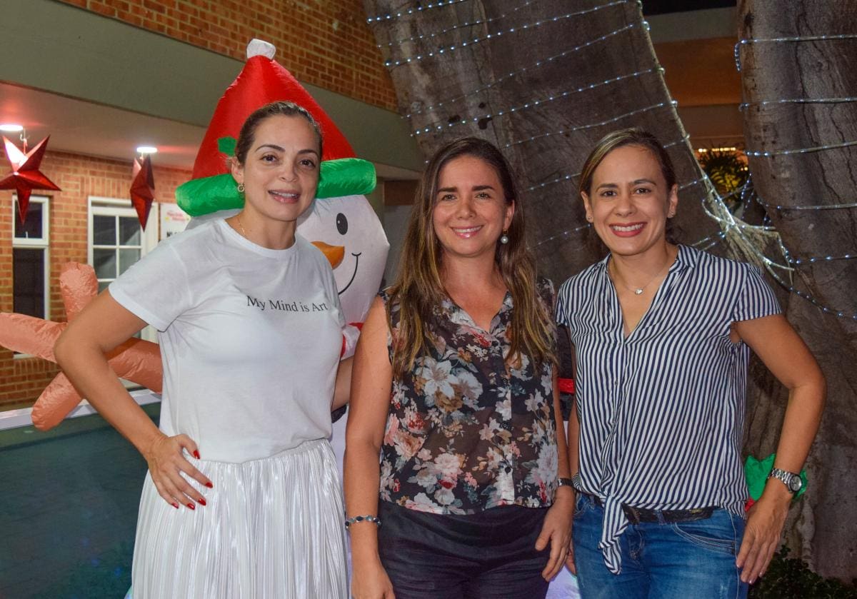Isabel Cristina Rodríguez, Alejandra Ruiz Restrepo y Lina Guevara.