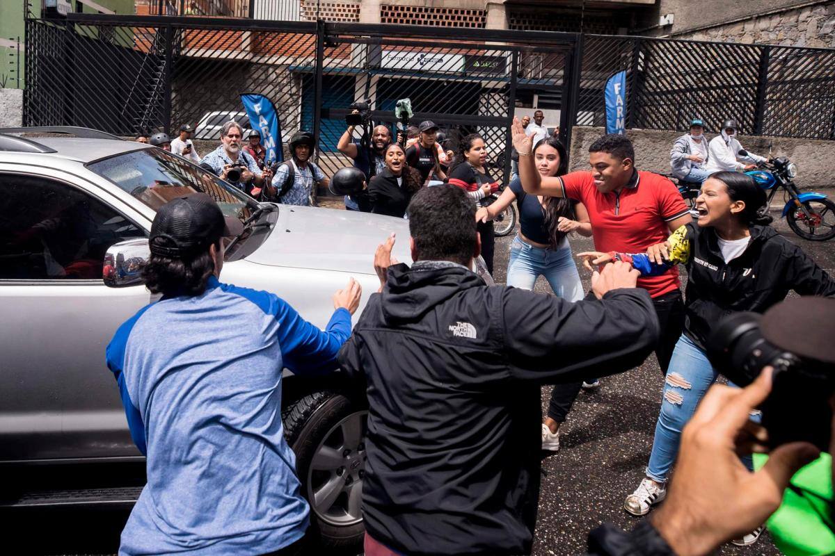 Aumentan amenazas contra proceso de primarias de oposición en Venezuela