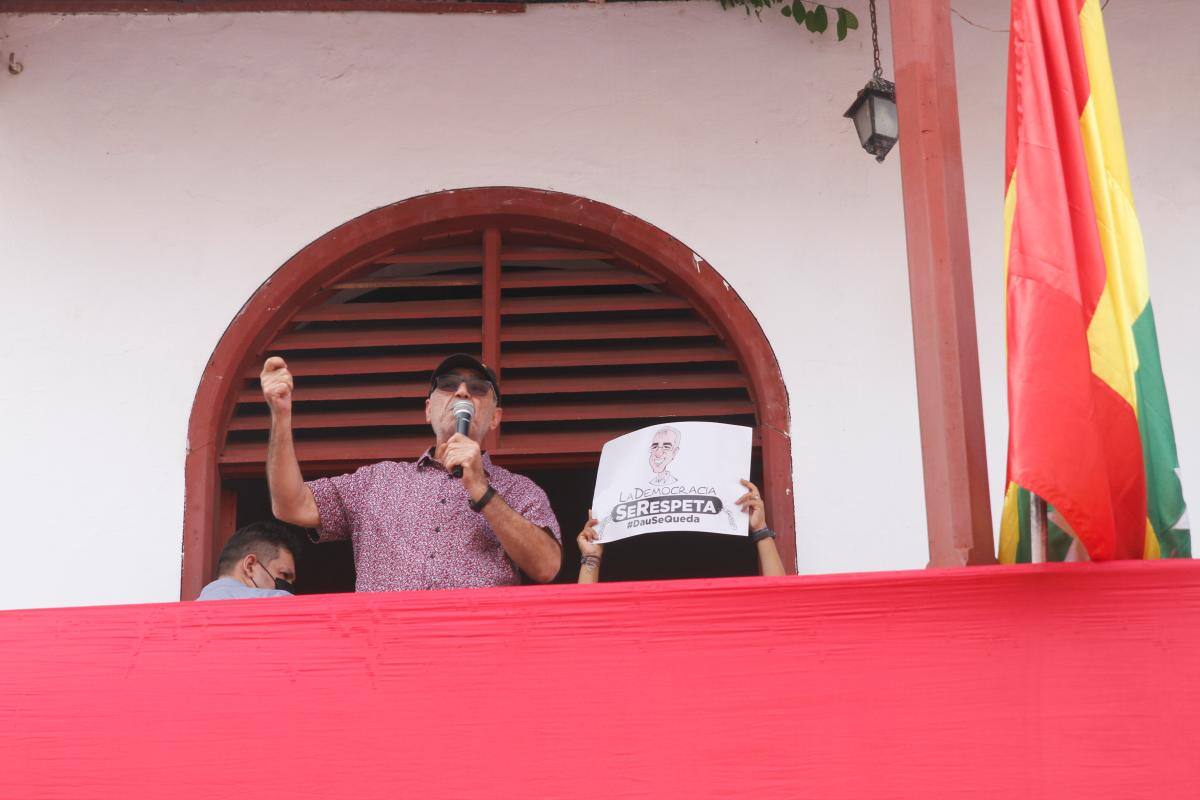 ¿Por qué Duque aguantó la suspensión del alcalde Dau?