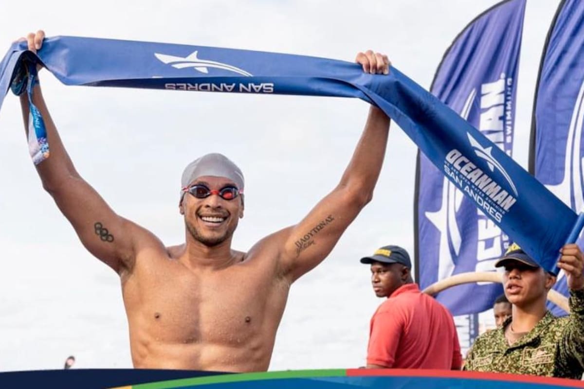 Julio Galofre muestra su grandeza en el Oceanman de San Andrés