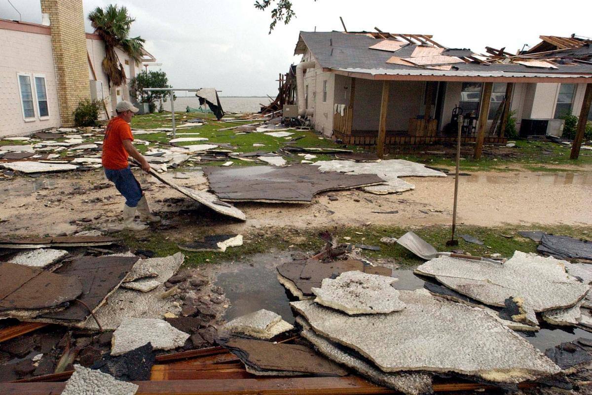La tormenta tropical Claudette deja inundaciones y tornados en EE.UU.