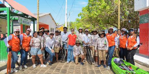 Reactiva ruta comunitaria en Punta Arena y entregan ayudas por frente frío
