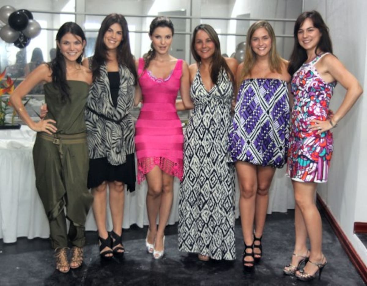 Cristina Araújo, Andrea Echavarría; la agasajada, Catalina Araújo; María Camila Salas, María Carolina Otero y Natalia Segovia. fotos MARUJA PARRA/EL UNIVERSAL/