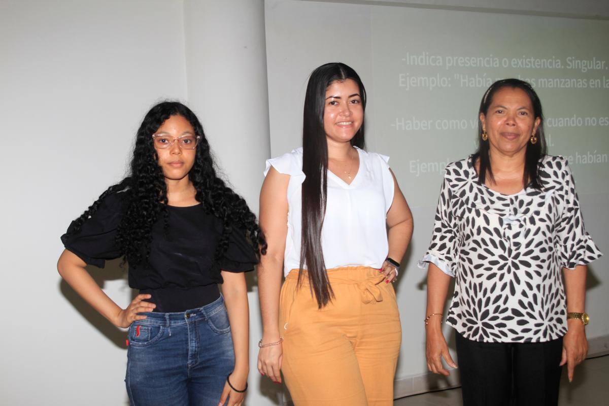 Carol Sofía Ruiz Barbur, Vislana Tatiana Varela Hernández y Carmen Nuvis Nova Miranda.//Foto: Óscar Díaz - El Universal.