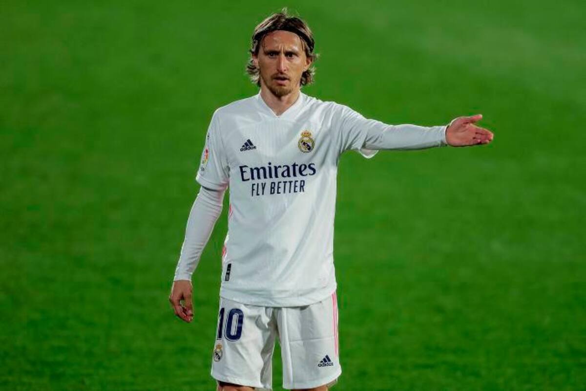 Jugadores de Superliga no podrán actuar en Eurocopa y Mundial