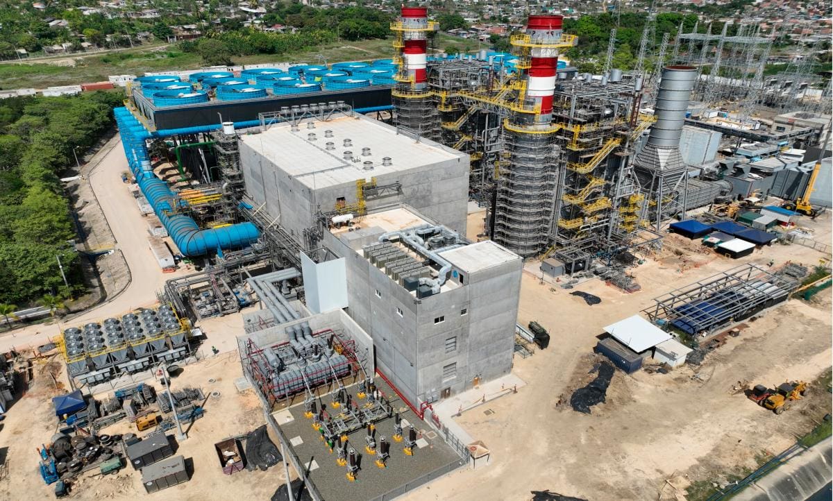 Otra panorámica de las instalaciones de la térmica. // Cortesía