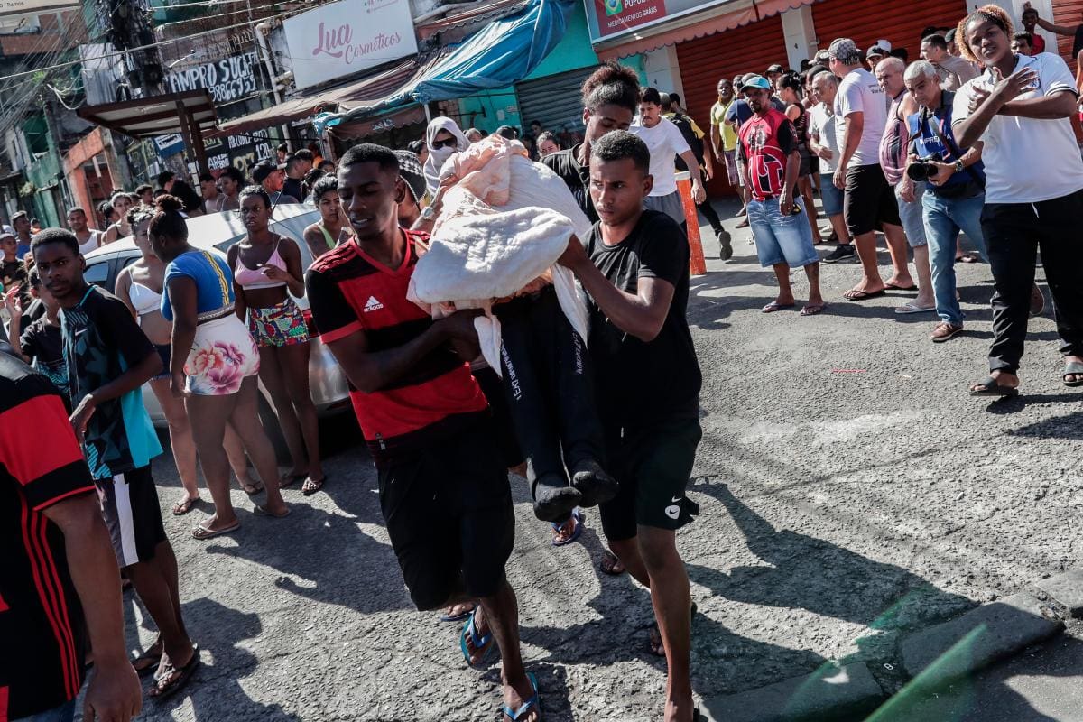 Suben a 18 los muertos en un operativo policial en Río de Janeiro
