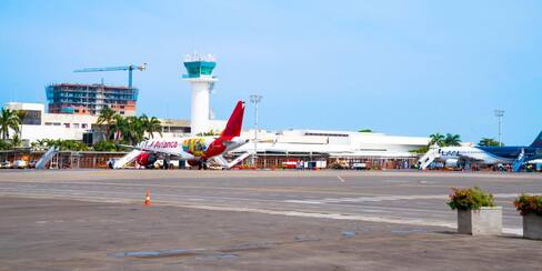 El aeropuerto Rafael Núñez recibió el pasajero número 5 millones de 2018