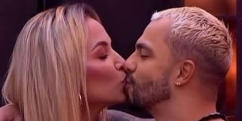 Altafulla y Yuli Ruiz vuelven a besarse y crecen los rumores de una relación