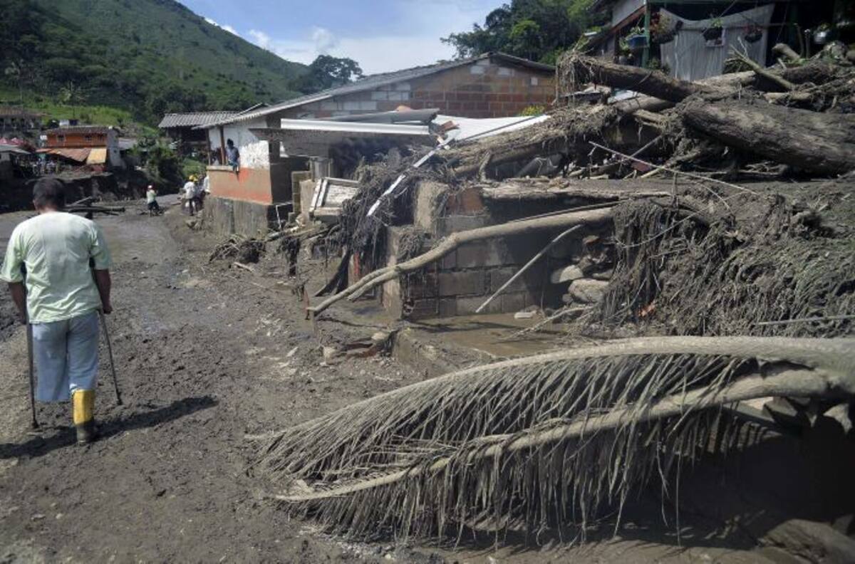 Sepelio colectivo en Salgar. AP y AFP
