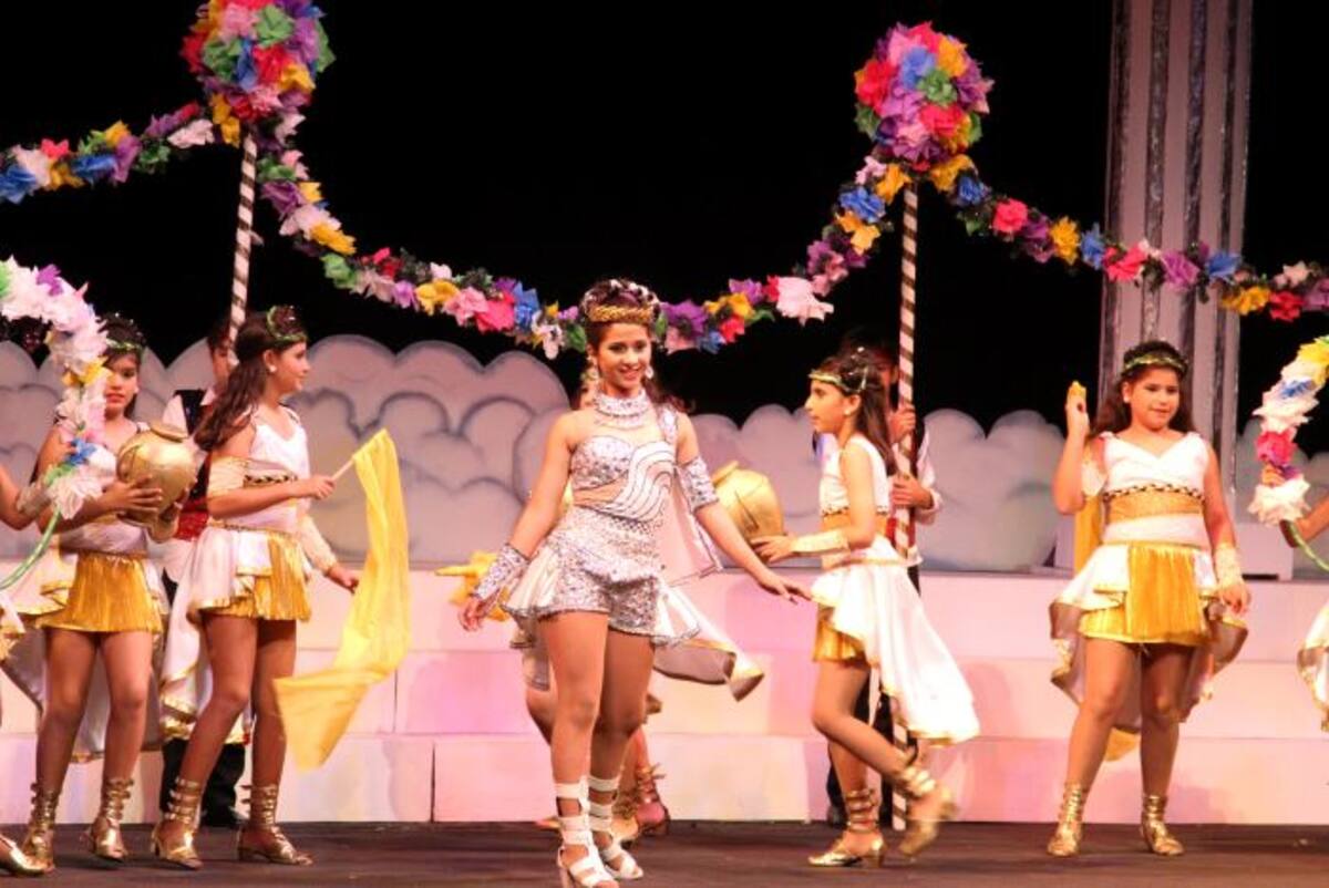 Juliana Rojas, Mariana Verbel; la Capitana Infantil 2013, Carolina Ballestas Bermúdez; Odette Stambulie, entre otras. MARUJA PARRA-EL UNIVERSAL