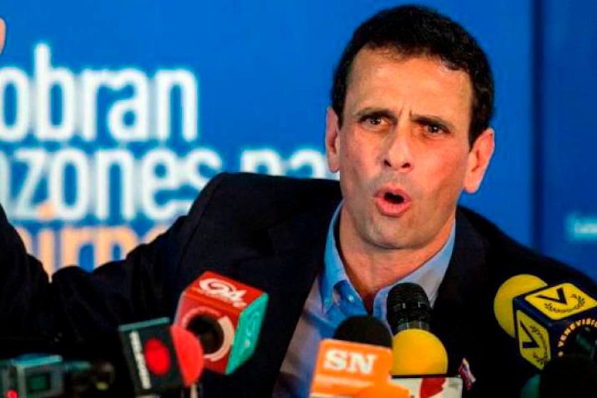 Capriles pide “dolarizar” el salario mínimo en Venezuela