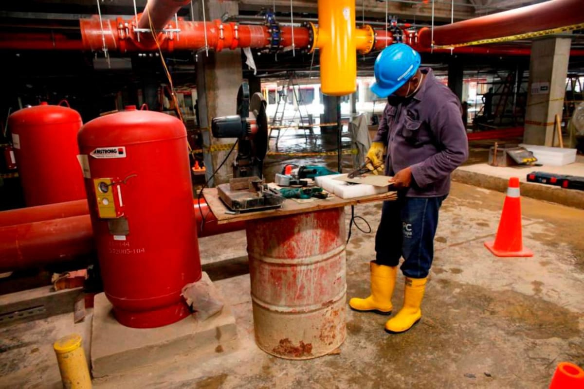 Tasa de desempleo en Colombia bajó en abril y se ubicó en 10,7%