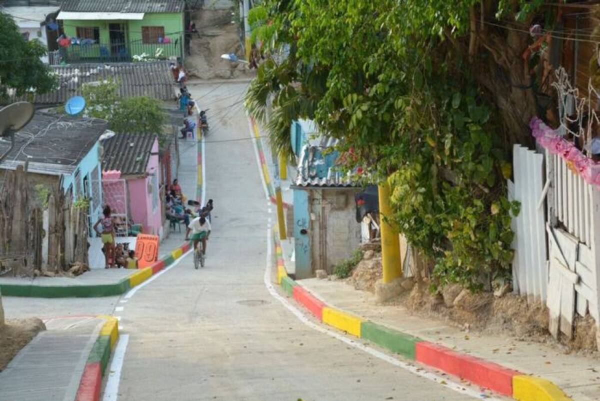 La calle 20B del barrio 9 de Abril tuvo un costo de $411.437.555 Foto: Cortesía